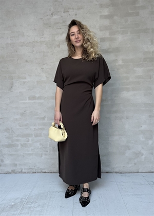 Miloine drape kjole Mørkebrun Neo Noir 